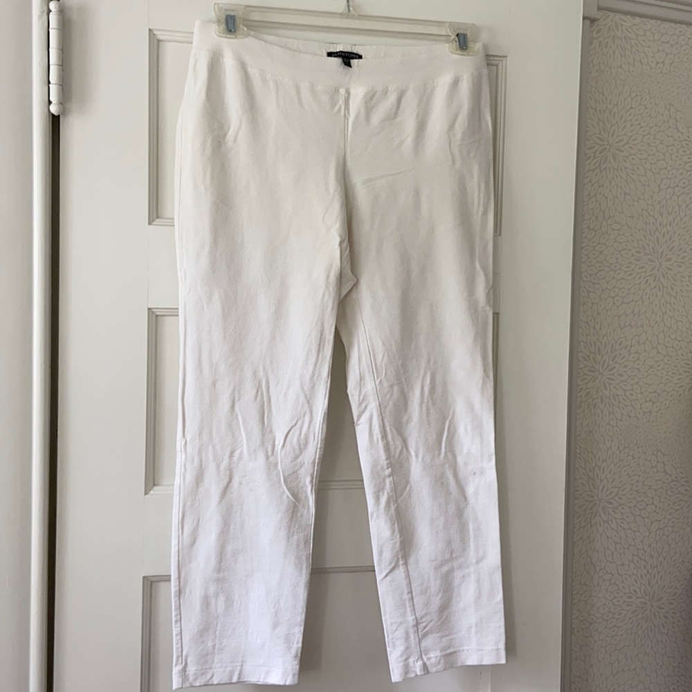 Women’s white stretch pants